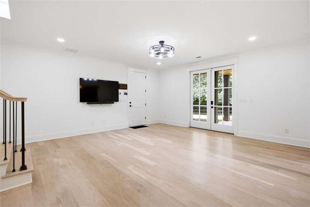 96 Woodstock Road, Roswell, GA 30075
