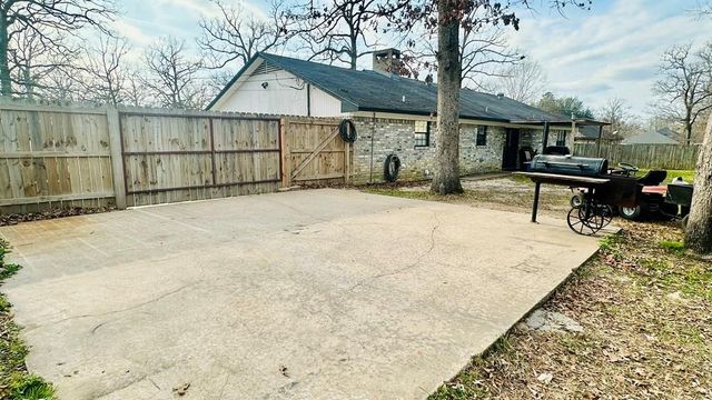235 Spring Branch Street, Lufkin, TX 75904