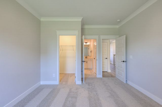 471 Triple Crown Cir, Gallatin, TN 37066