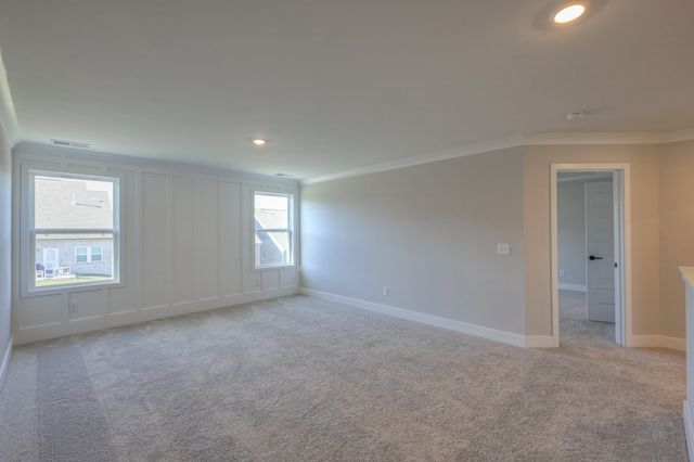 471 Triple Crown Cir, Gallatin, TN 37066