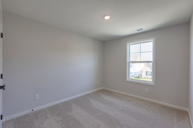 471 Triple Crown Cir, Gallatin, TN 37066