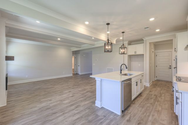 471 Triple Crown Cir, Gallatin, TN 37066