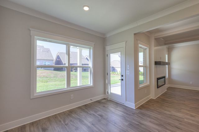 471 Triple Crown Cir, Gallatin, TN 37066