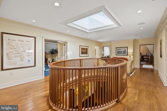 2000 MASSACHUSETTS AVE. NW, Washington, DC 20036