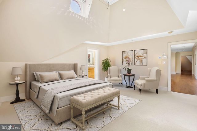 2000 MASSACHUSETTS AVE. NW, Washington, DC 20036