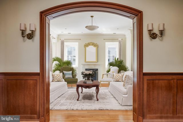 2000 MASSACHUSETTS AVE. NW, Washington, DC 20036