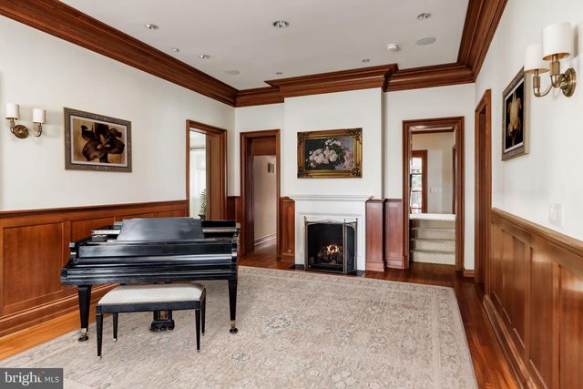 2000 MASSACHUSETTS AVE. NW, Washington, DC 20036