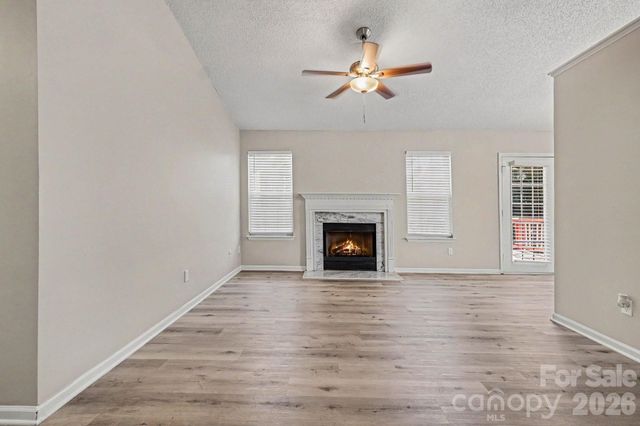 5463 Realtree Lane, Charlotte, NC 28214