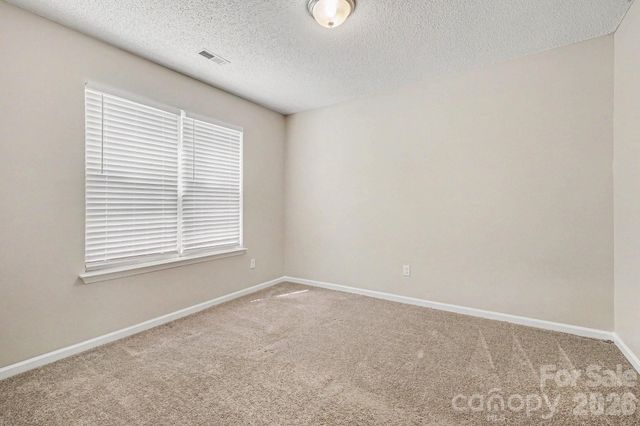 5463 Realtree Lane, Charlotte, NC 28214