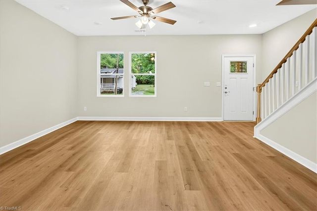1324 Old Charlotte Road, Statesville, NC 28677
