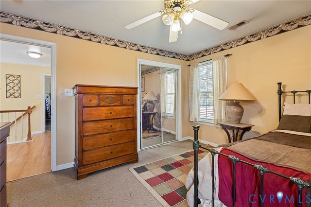 14119 Kentwood Forest Dr, Chester, VA 23831