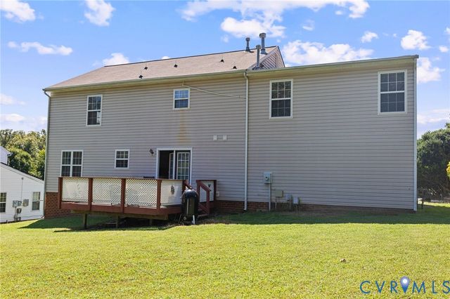 14119 Kentwood Forest Dr, Chester, VA 23831