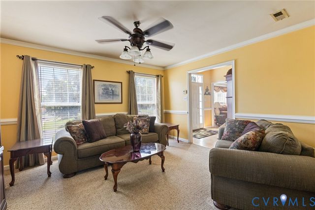 14119 Kentwood Forest Dr, Chester, VA 23831