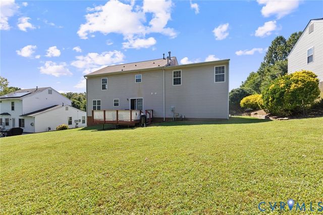 14119 Kentwood Forest Dr, Chester, VA 23831