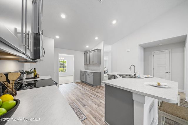 1761 Monrovia Street NW, Palm Bay, FL 32907