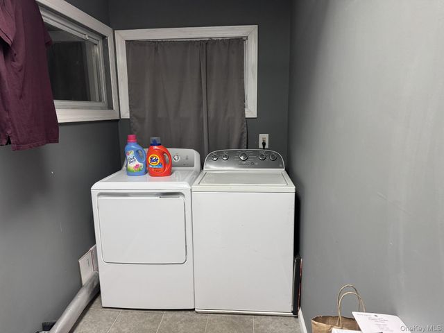 1520 N Thompson Drive, Bay Shore, NY 11706