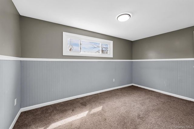 1520 N Thompson Drive, Bay Shore, NY 11706