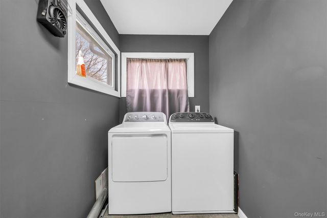 1520 N Thompson Drive, Bay Shore, NY 11706