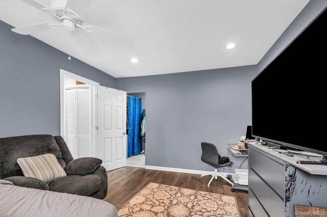 1520 N Thompson Drive, Bay Shore, NY 11706