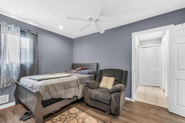 1520 N Thompson Drive, Bay Shore, NY 11706