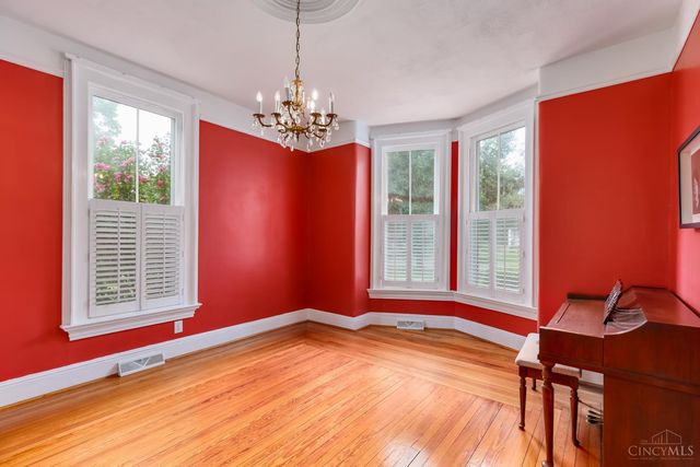 429 Elm Avenue, Terrace Park, OH 45174