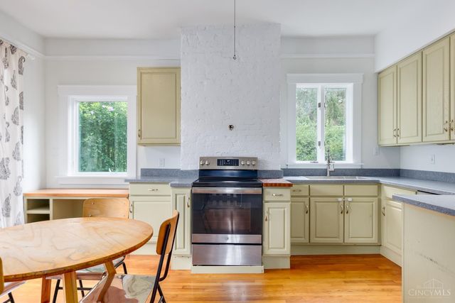 429 Elm Avenue, Terrace Park, OH 45174