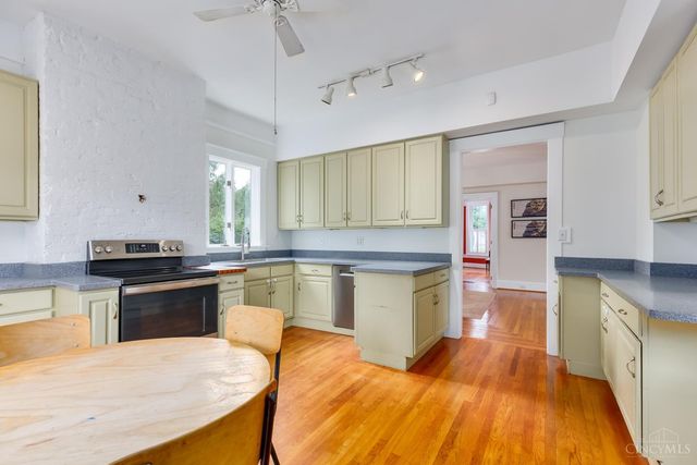 429 Elm Avenue, Terrace Park, OH 45174