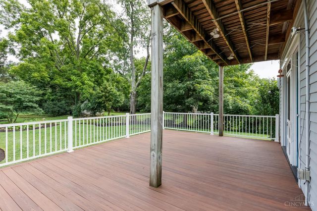 429 Elm Avenue, Terrace Park, OH 45174