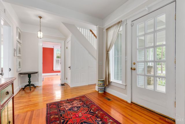 429 Elm Avenue, Terrace Park, OH 45174
