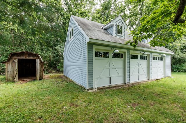 429 Elm Avenue, Terrace Park, OH 45174