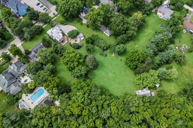 429 Elm Avenue, Terrace Park, OH 45174