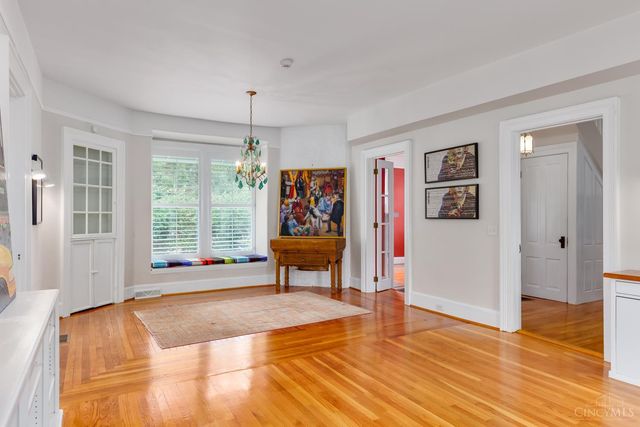 429 Elm Avenue, Terrace Park, OH 45174