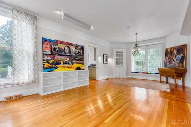 429 Elm Avenue, Terrace Park, OH 45174