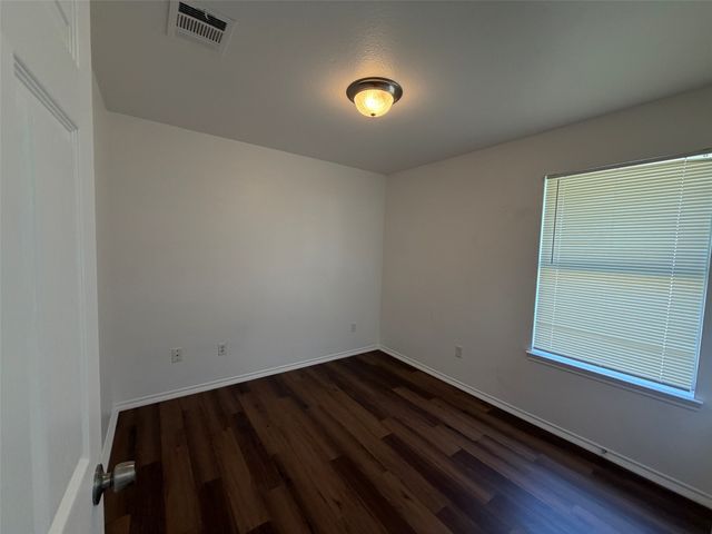 8118 Tanner Avenue, Fort Worth, TX 76116