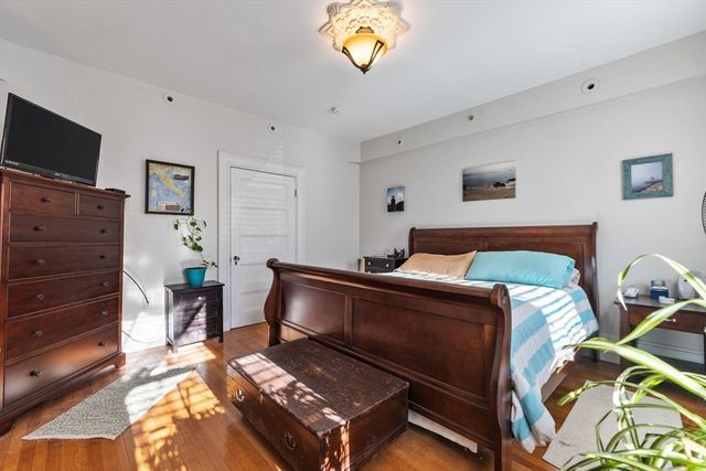 36 Independence Ave 36, Quincy, MA 02169