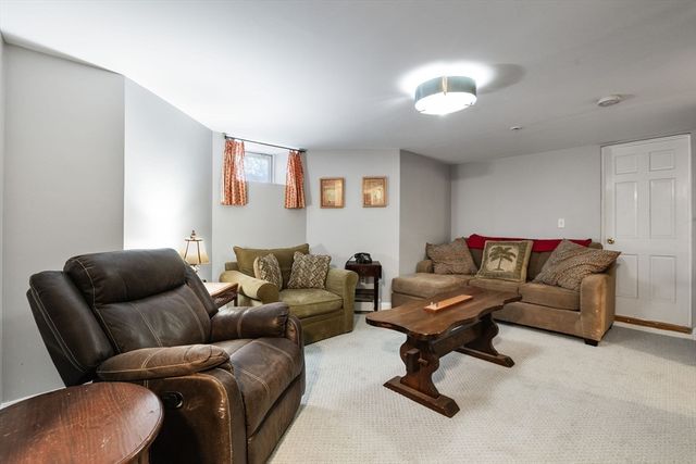 36 Independence Ave 36, Quincy, MA 02169