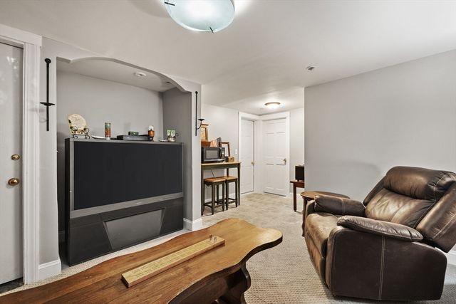 36 Independence Ave 36, Quincy, MA 02169