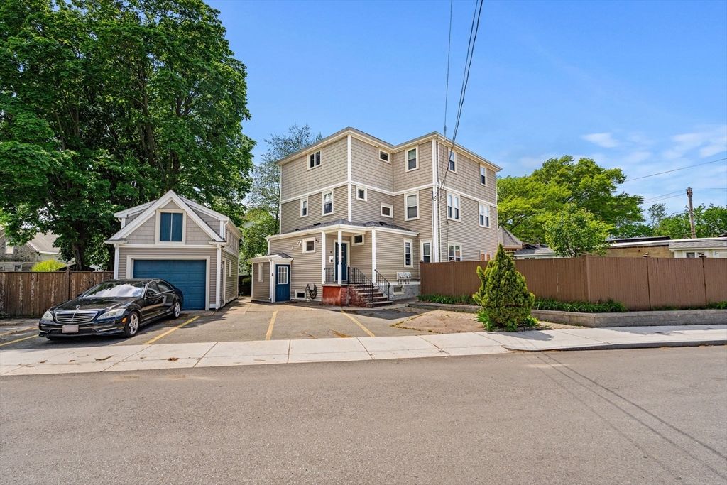 36 Independence Ave 36, Quincy, MA 02169
