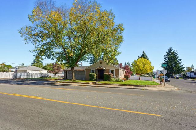3215 S Ray St, Spokane, WA 99223