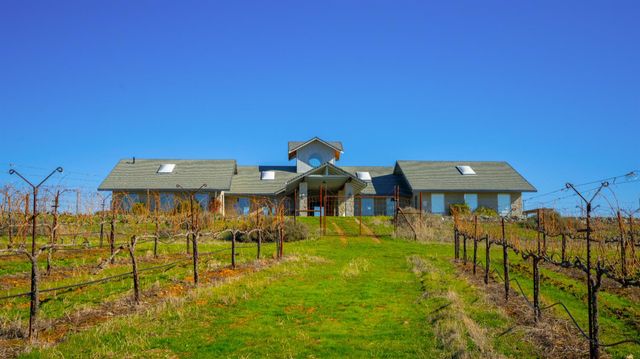 17000 Latrobe Rd, Plymouth, CA 95669