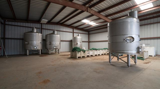 17000 Latrobe Rd, Plymouth, CA 95669