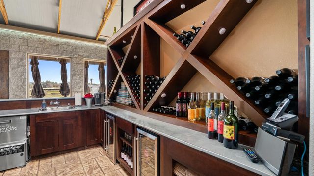 17000 Latrobe Rd, Plymouth, CA 95669