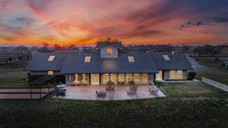 17000 Latrobe Rd, Plymouth, CA 95669