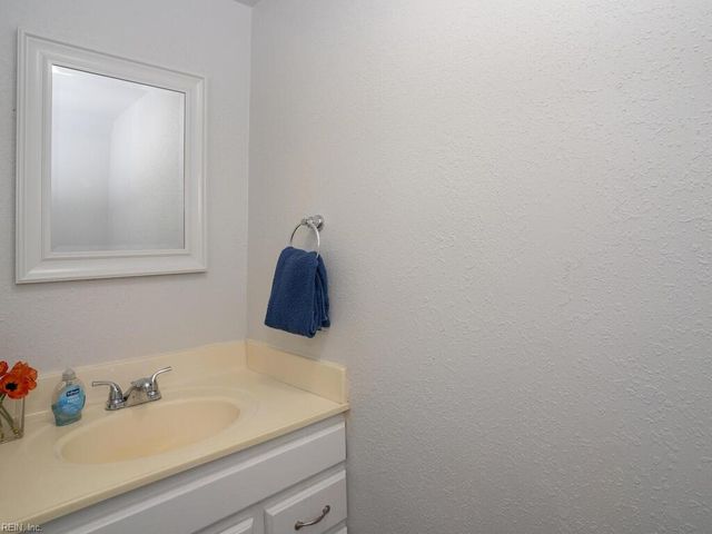 1365 White Birch LN, Virginia Beach, VA 23456