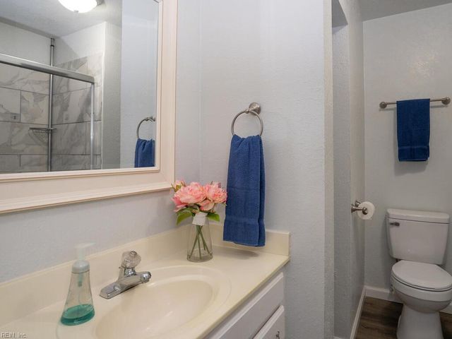 1365 White Birch LN, Virginia Beach, VA 23456