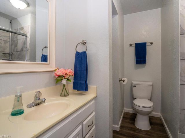 1365 White Birch LN, Virginia Beach, VA 23456
