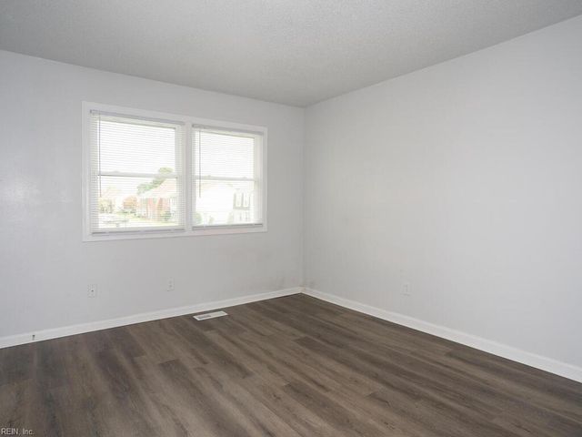 1365 White Birch LN, Virginia Beach, VA 23456