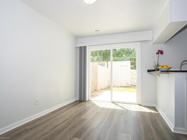 1365 White Birch LN, Virginia Beach, VA 23456