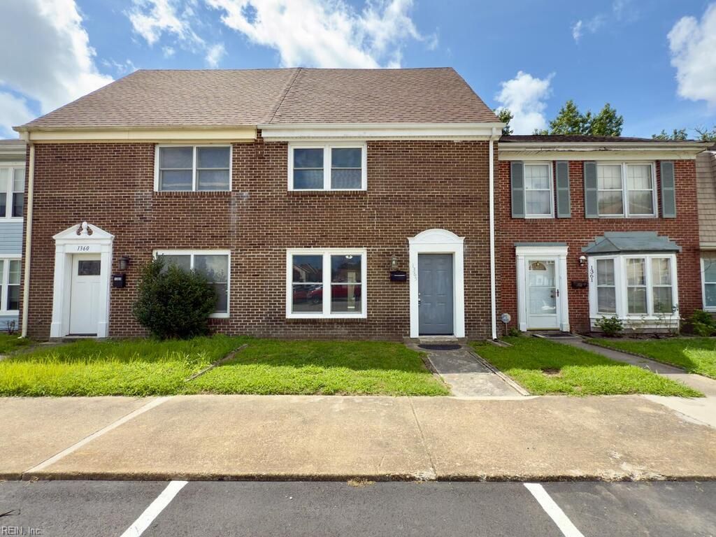 1365 White Birch LN, Virginia Beach, VA 23456
