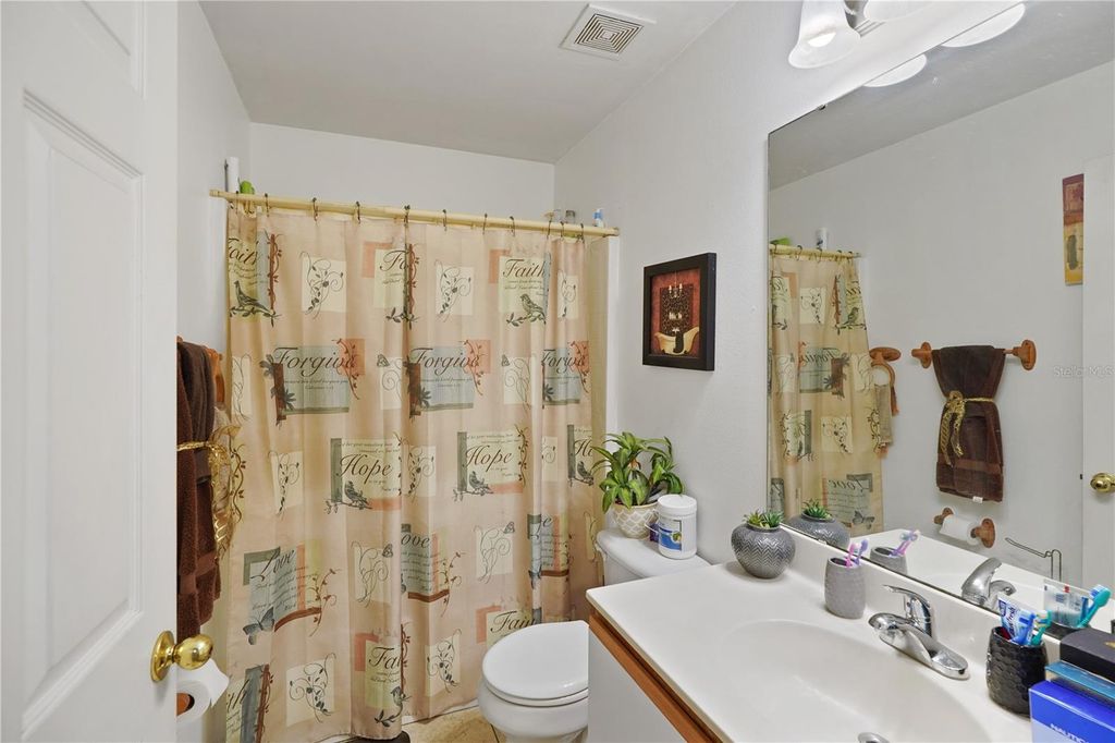Image 11 of property listing at 11545 BENTRY STREET, Orlando, FL 32824